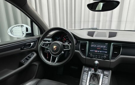 Porsche Macan I рестайлинг, 2017 год, 4 699 000 рублей, 11 фотография