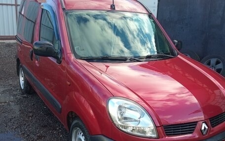 Renault Kangoo II рестайлинг, 2004 год, 450 000 рублей, 16 фотография