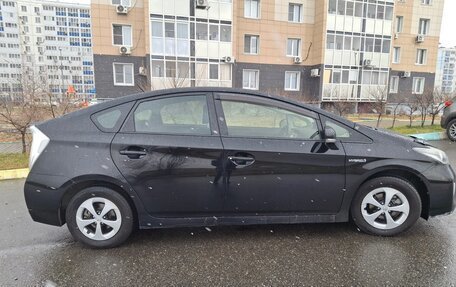 Toyota Prius, 2014 год, 1 220 000 рублей, 1 фотография