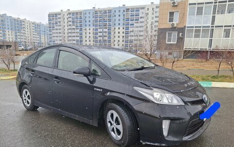 Toyota Prius, 2014 год, 1 220 000 рублей, 16 фотография