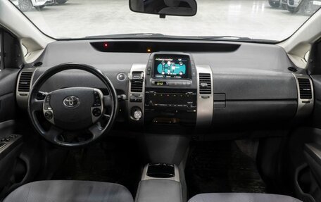 Toyota Prius, 2008 год, 1 115 000 рублей, 7 фотография