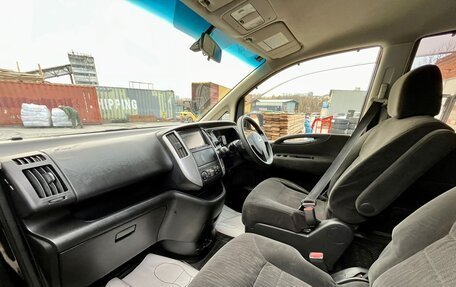 Nissan Serena III, 2009 год, 920 000 рублей, 13 фотография