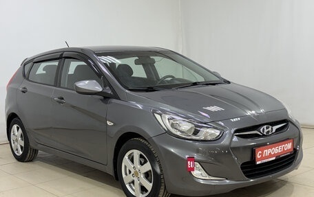 Hyundai Solaris II рестайлинг, 2012 год, 855 000 рублей, 3 фотография