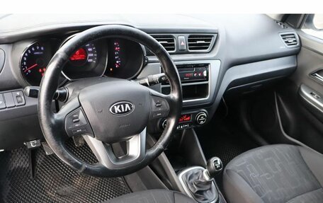 KIA Rio III рестайлинг, 2013 год, 822 000 рублей, 6 фотография