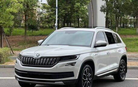 Skoda Kodiaq I, 2020 год, 2 200 000 рублей, 1 фотография