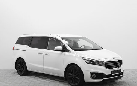 KIA Carnival III, 2017 год, 2 820 000 рублей, 3 фотография