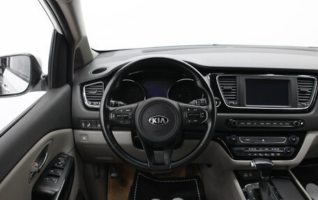 KIA Carnival III, 2017 год, 2 820 000 рублей, 7 фотография