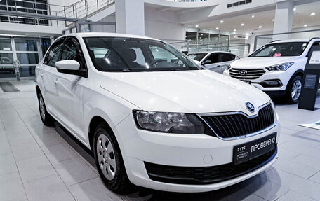 Skoda Rapid I, 2017 год, 1 300 000 рублей, 3 фотография