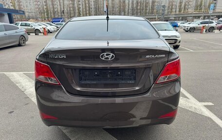 Hyundai Solaris II рестайлинг, 2015 год, 1 650 000 рублей, 6 фотография