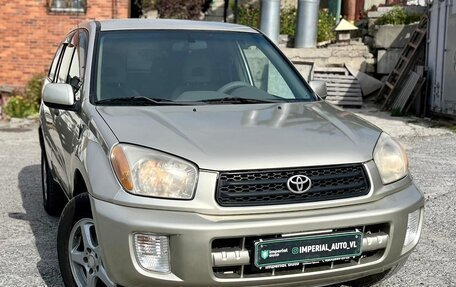 Toyota RAV4, 2001 год, 700 000 рублей, 2 фотография