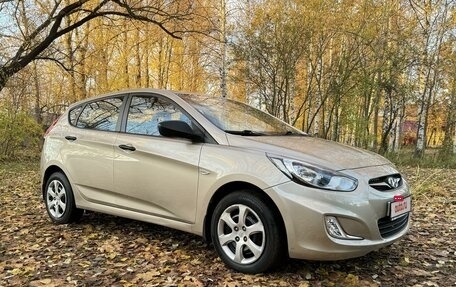 Hyundai Solaris II рестайлинг, 2012 год, 925 000 рублей, 7 фотография