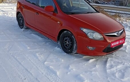 Hyundai i30 I, 2010 год, 700 000 рублей, 4 фотография