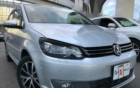 Volkswagen Touran III, 2015 год, 1 340 000 рублей, 3 фотография