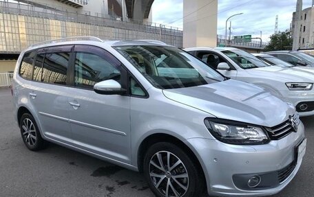 Volkswagen Touran III, 2015 год, 1 340 000 рублей, 4 фотография