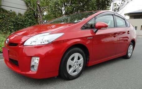 Toyota Prius, 2011 год, 569 916 рублей, 3 фотография