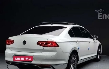 Volkswagen Passat B8 рестайлинг, 2021 год, 3 420 000 рублей, 4 фотография