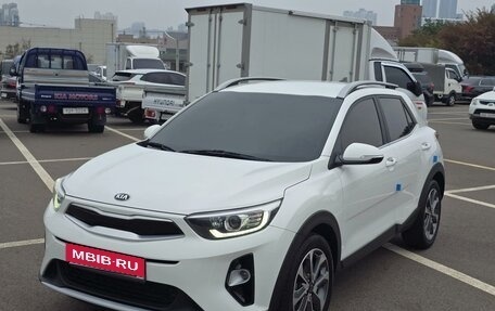 KIA Stonic, 2021 год, 1 370 000 рублей, 1 фотография