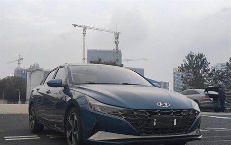 Hyundai Elantra, 2021 год, 1 350 000 рублей, 3 фотография