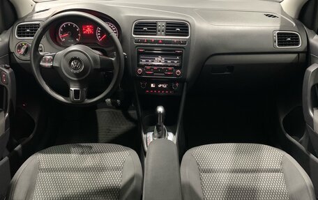 Volkswagen Polo VI (EU Market), 2012 год, 900 000 рублей, 9 фотография