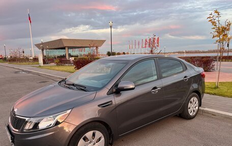 KIA Rio III рестайлинг, 2013 год, 970 000 рублей, 2 фотография