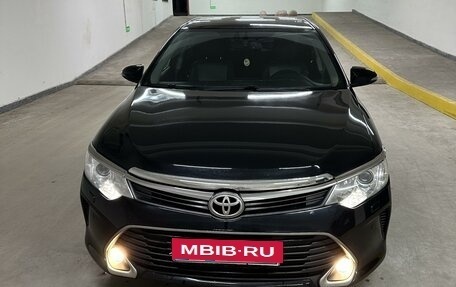 Toyota Camry, 2014 год, 1 730 000 рублей, 6 фотография