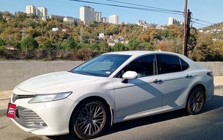 Toyota Camry, 2021 год, 4 500 000 рублей, 2 фотография