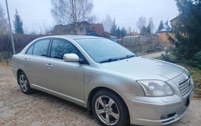 Toyota Avensis III рестайлинг, 2004 год, 750 000 рублей, 1 фотография