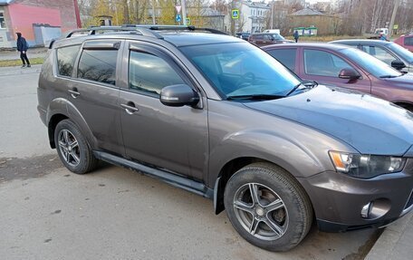 Mitsubishi Outlander III рестайлинг 3, 2012 год, 1 205 000 рублей, 7 фотография