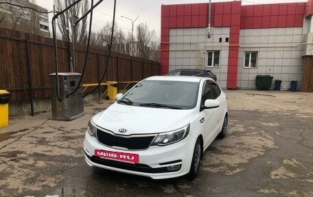 KIA Rio III рестайлинг, 2016 год, 990 000 рублей, 4 фотография