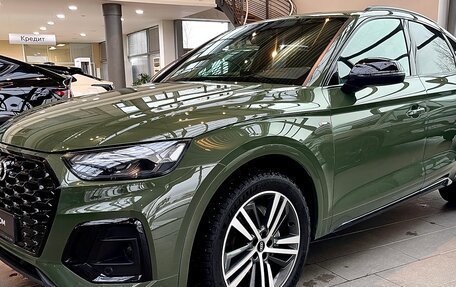 Audi Q5, 2021 год, 5 690 000 рублей, 1 фотография