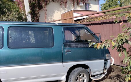 Mitsubishi Delica III, 1995 год, 444 000 рублей, 2 фотография