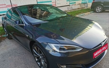 Tesla Model S I, 2018 год, 4 300 000 рублей, 3 фотография