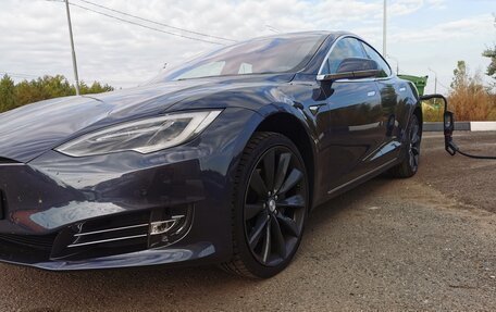 Tesla Model S I, 2018 год, 4 300 000 рублей, 13 фотография