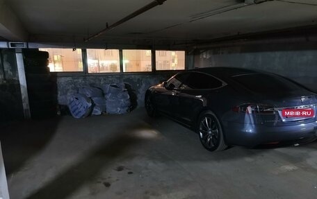 Tesla Model S I, 2018 год, 4 300 000 рублей, 8 фотография