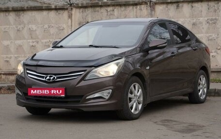 Hyundai Solaris II рестайлинг, 2014 год, 1 050 000 рублей, 8 фотография