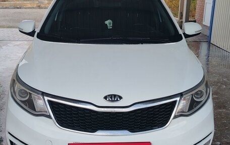 KIA Rio III рестайлинг, 2017 год, 910 000 рублей, 2 фотография