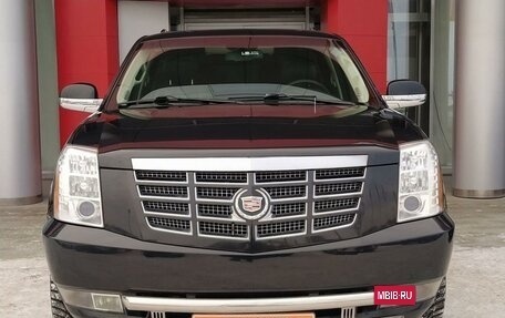 Cadillac Escalade III, 2012 год, 2 709 000 рублей, 2 фотография