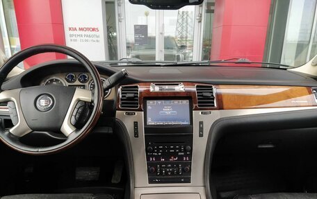 Cadillac Escalade III, 2012 год, 2 709 000 рублей, 14 фотография