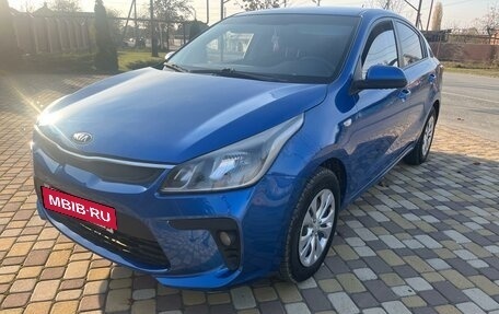 KIA Rio IV, 2017 год, 935 000 рублей, 2 фотография