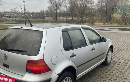 Volkswagen Golf IV, 2001 год, 389 999 рублей, 5 фотография