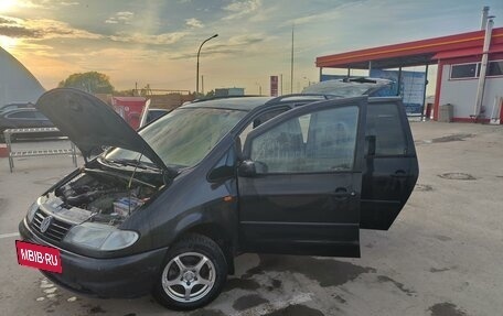 Volkswagen Sharan I рестайлинг, 1997 год, 340 000 рублей, 6 фотография