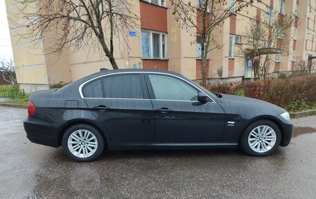 BMW 3 серия, 2011 год, 1 350 000 рублей, 2 фотография