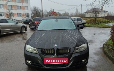 BMW 3 серия, 2011 год, 1 350 000 рублей, 3 фотография