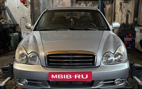 Hyundai Sonata IV рестайлинг, 2004 год, 550 000 рублей, 11 фотография