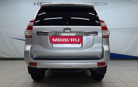 Toyota Land Cruiser Prado 150 рестайлинг 2, 2017 год, 4 030 000 рублей, 4 фотография