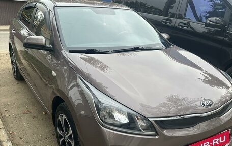 KIA Rio IV, 2017 год, 1 650 000 рублей, 2 фотография