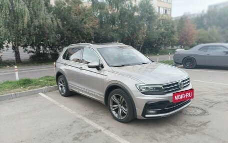 Volkswagen Tiguan II, 2018 год, 14 фотография