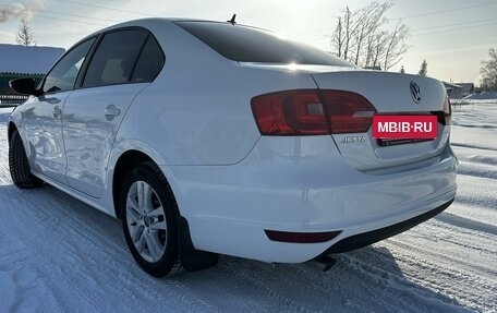 Volkswagen Jetta VI, 2012 год, 1 050 000 рублей, 4 фотография