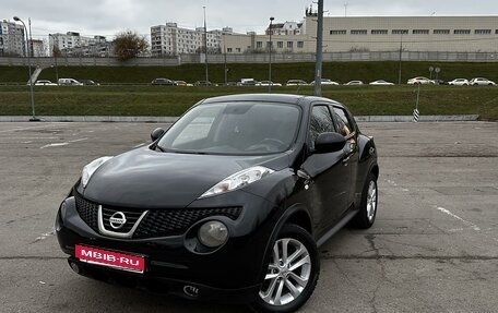 Nissan Juke II, 2013 год, 1 000 000 рублей, 1 фотография