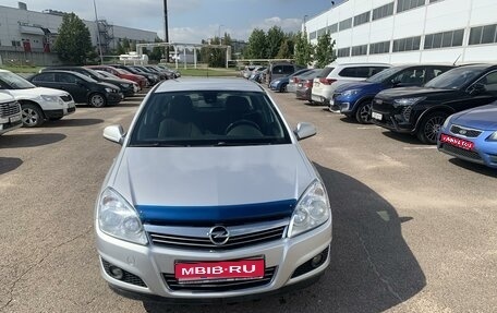 Opel Astra H, 2011 год, 900 000 рублей, 1 фотография